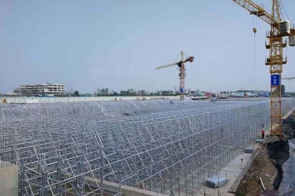 如何讓盤扣式腳手架搭建的更加穩(wěn)固？-盤扣式腳手架租賃